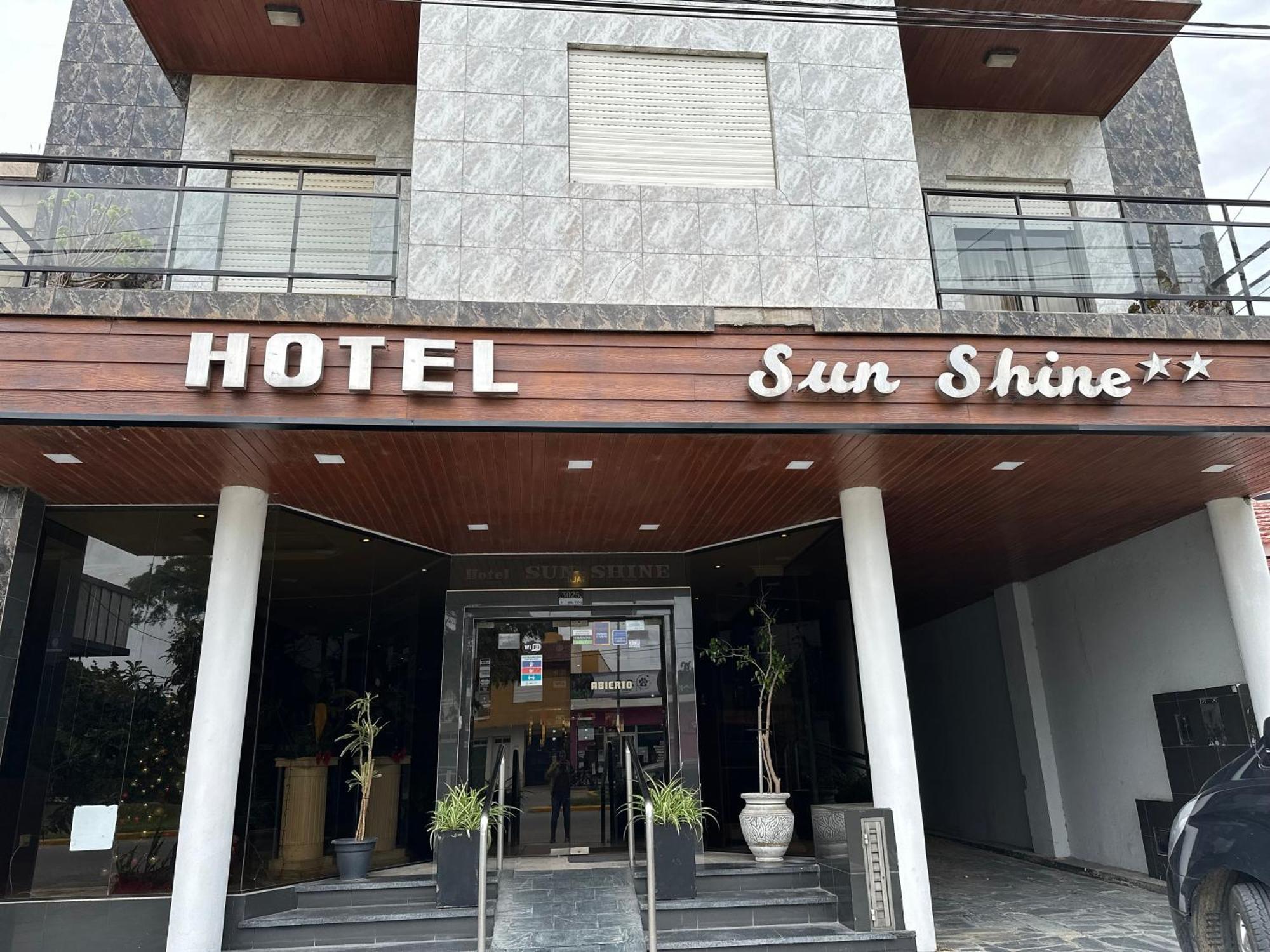 Sun-Shine Hotel Сан-Клементе-дель-Тую Экстерьер фото