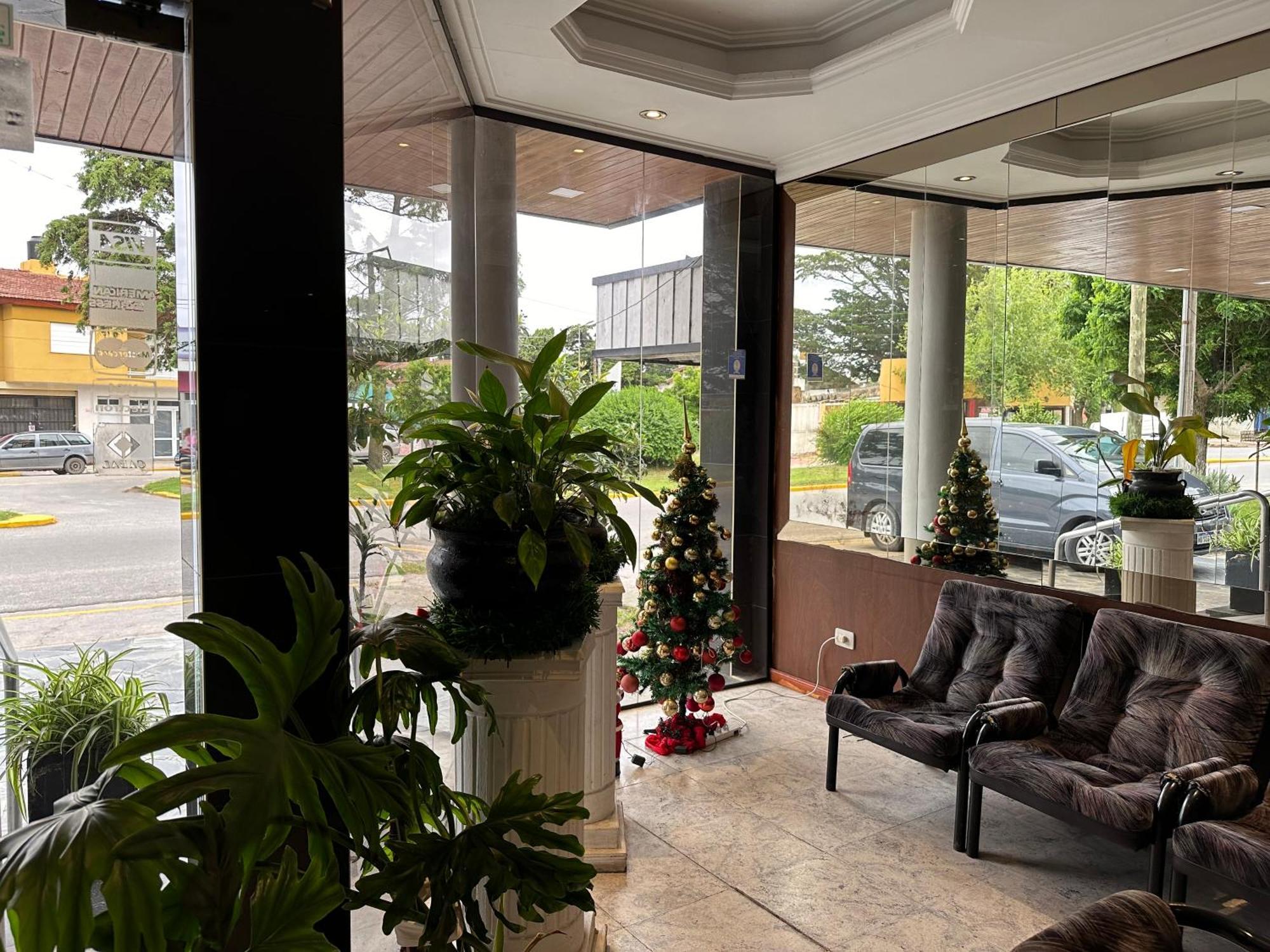 Sun-Shine Hotel Сан-Клементе-дель-Тую Экстерьер фото